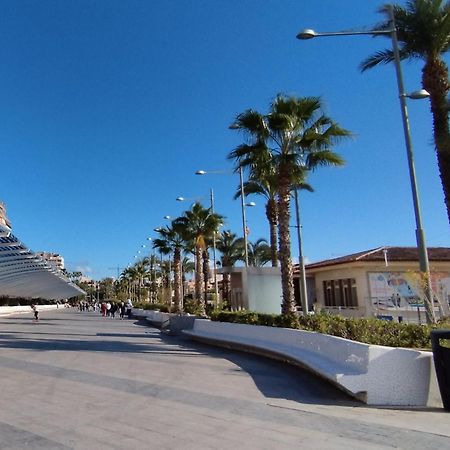 Seaview Playa Del Cura 50M Torrevieja Citycentre Apartment Eksteriør bilde
